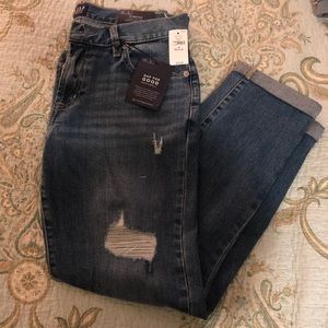 NWT size 25R Gap Girlfriend Jeans